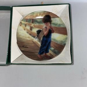 Brand New! Almost Home Miniature Plate 2nd plate in the Moments to remember -T